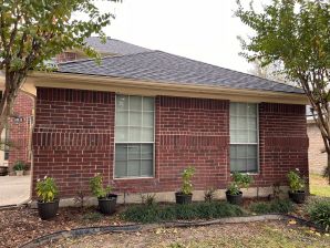 Before & After Exterior House Painting in Spring, TX (7)