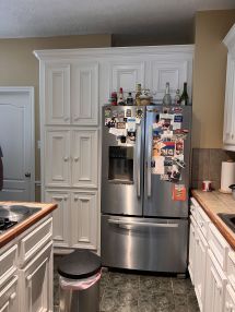 Before & After Cabinet Painting in The Woodlands, TX (3)