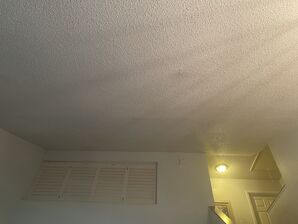 Before & After Popcorn Ceiling Removal in Tomball, TX (1)
