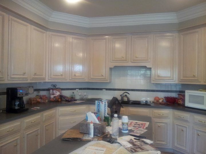 Cabinet Refinishing by Mendoza's Paint & Remodeling