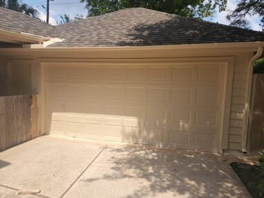 Before and After Painting with Siding and Wood Repair Services in Jersey Village, TX (4)