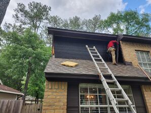 Before & After Siding Replacement & Exterior Painting in THe Woodlands, TX (4)