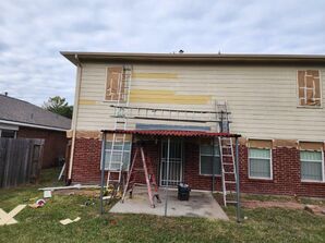Before & After Power Washing, Siding Replacement, & Exterior painting in Cypress, TX (3)