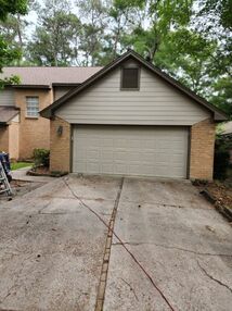 Before & After Siding Replacement & Exterior Painting in THe Woodlands, TX (9)