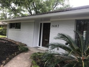 Before & After Exterior Painting in Houston Heights, TX (2)